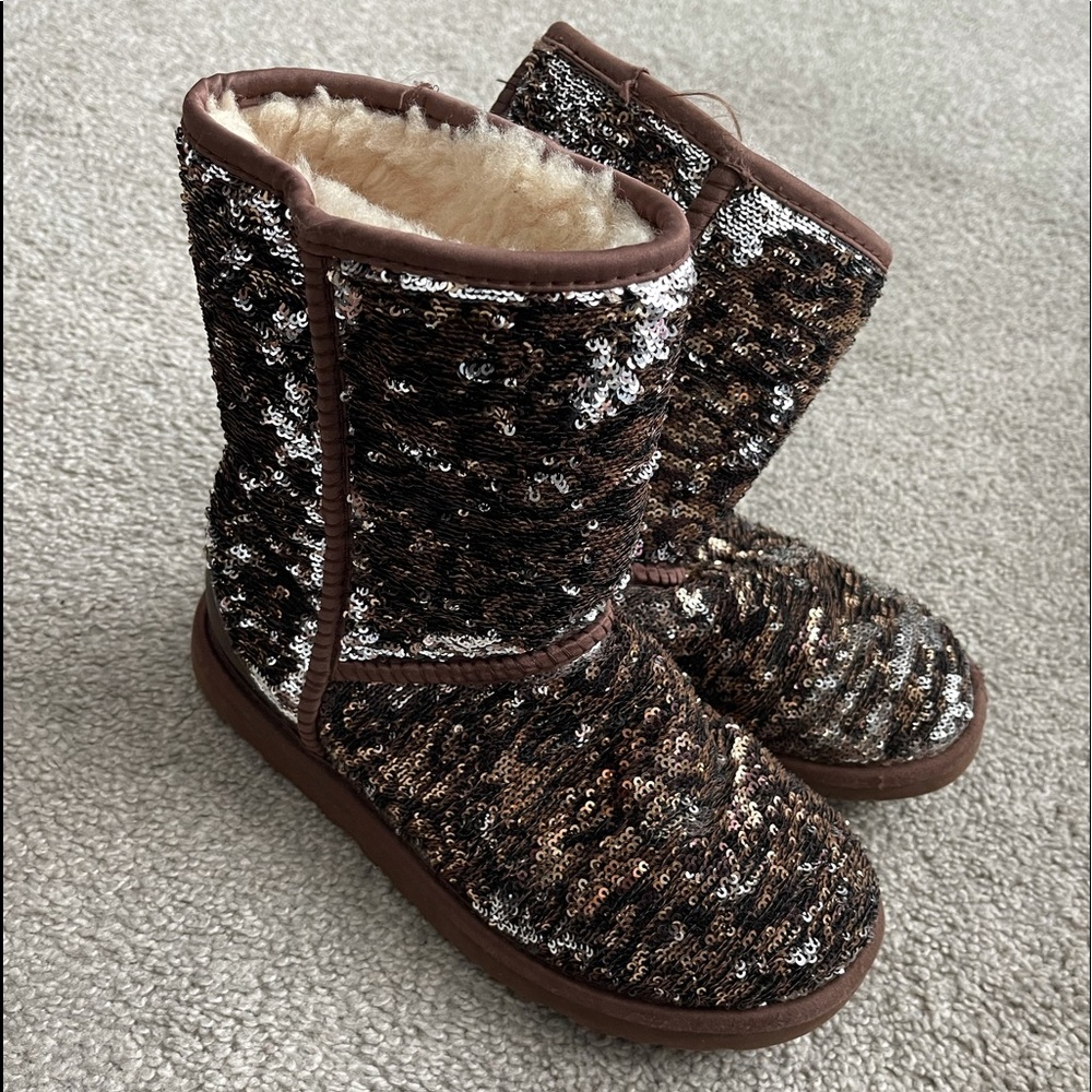 Reversible Cheetah Sequin UGGs